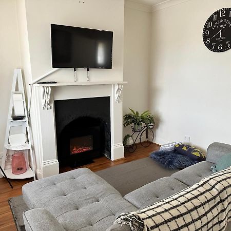 Cornelias Cottage Mount Gambier Central מראה חיצוני תמונה