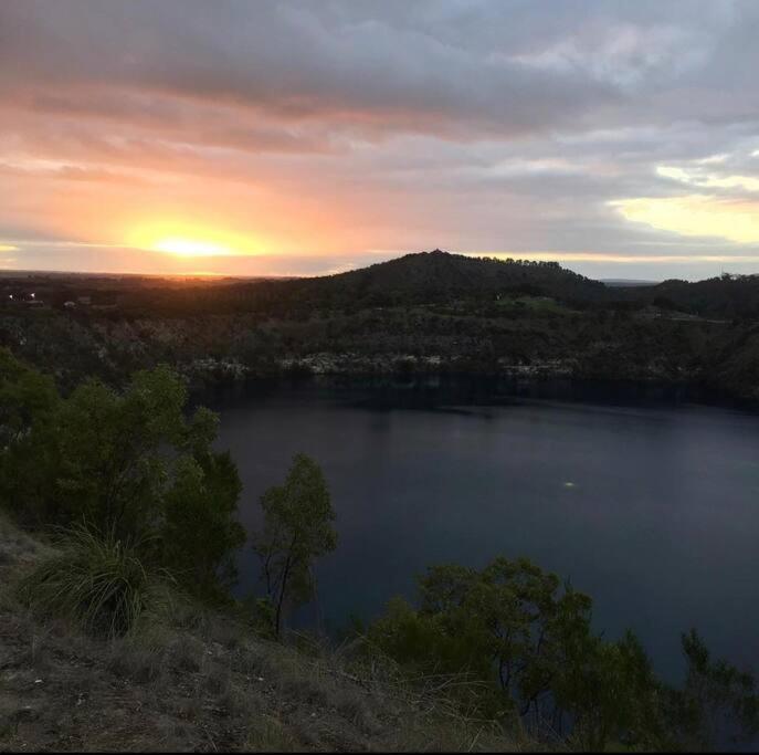 Cornelias Cottage Mount Gambier Central מראה חיצוני תמונה